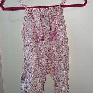 Patterned camisole with handkerchief hem